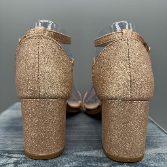 NEW Journee Collection Bella Women’s Pumps Rose Gold Size 7 - Picture 4 of 10